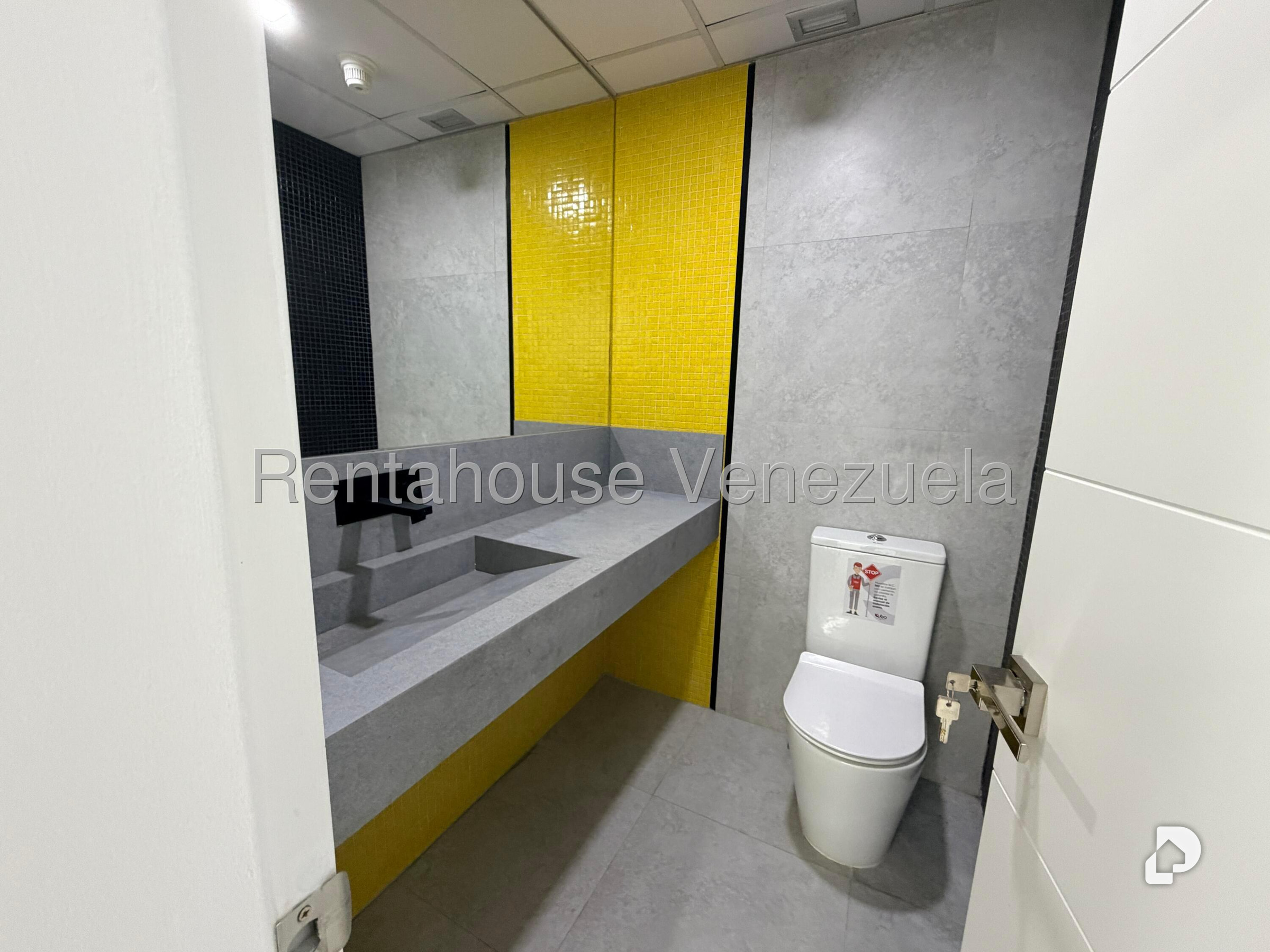 Oficina en Las Mercedes, Caracas – 20
