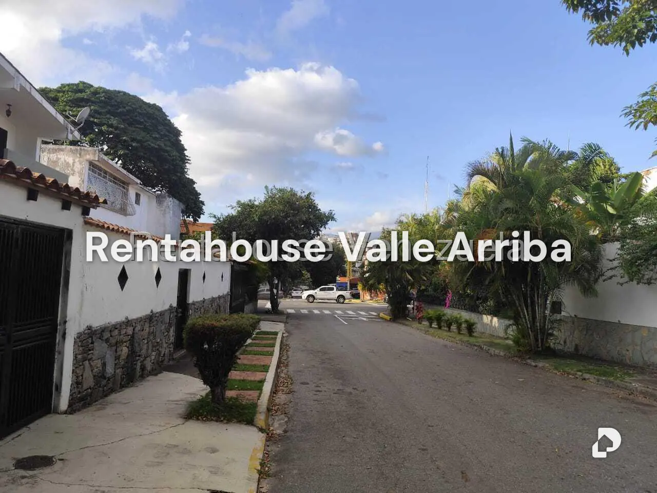 Casa en Sorocaima, Caracas – 23