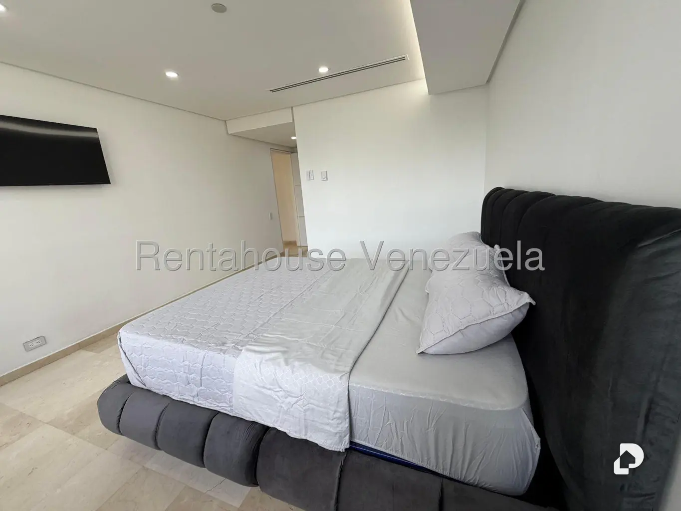 Apartamento en Altamira, Caracas – 24