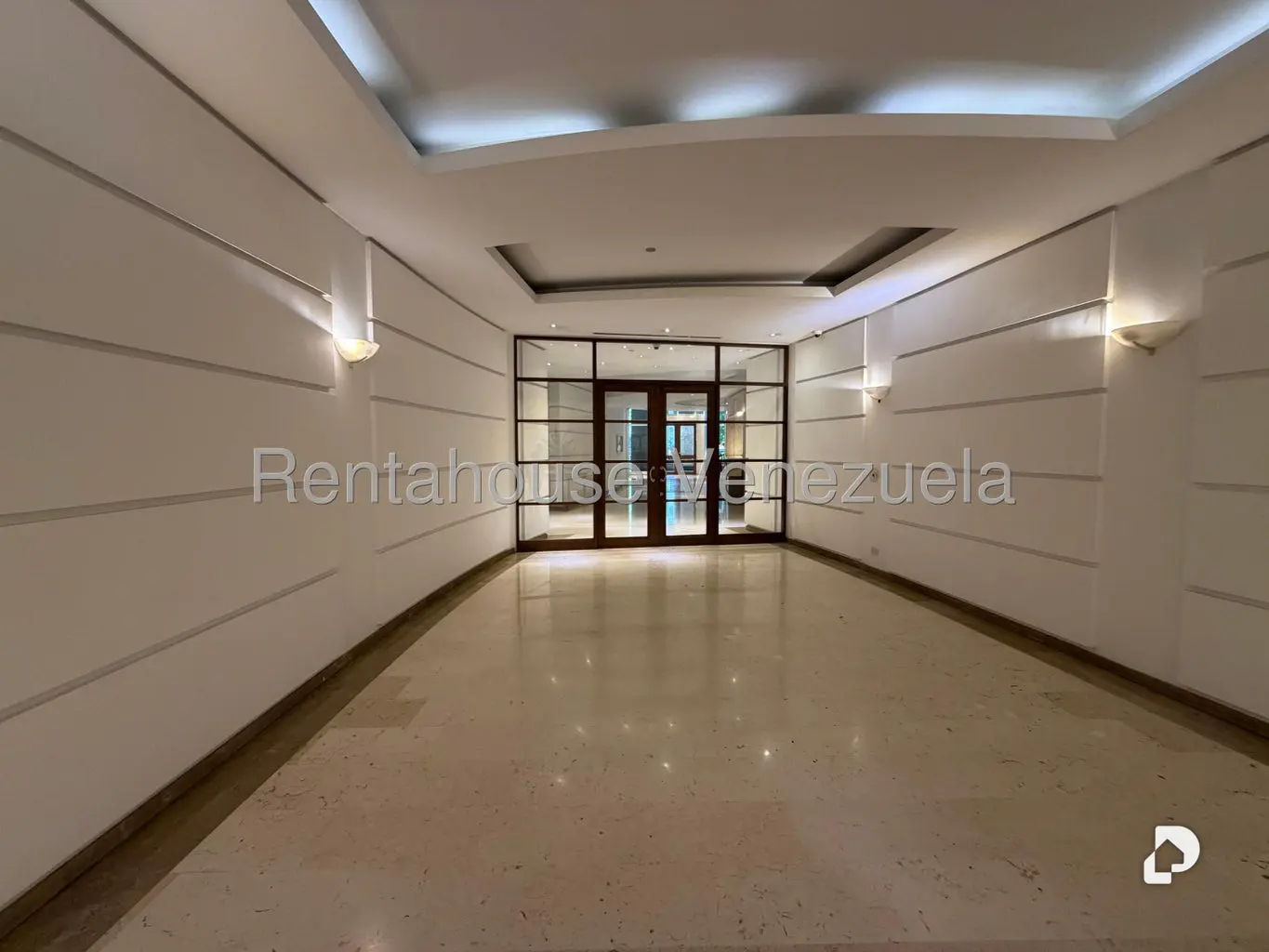 Apartamento en Altamira, Caracas – 2