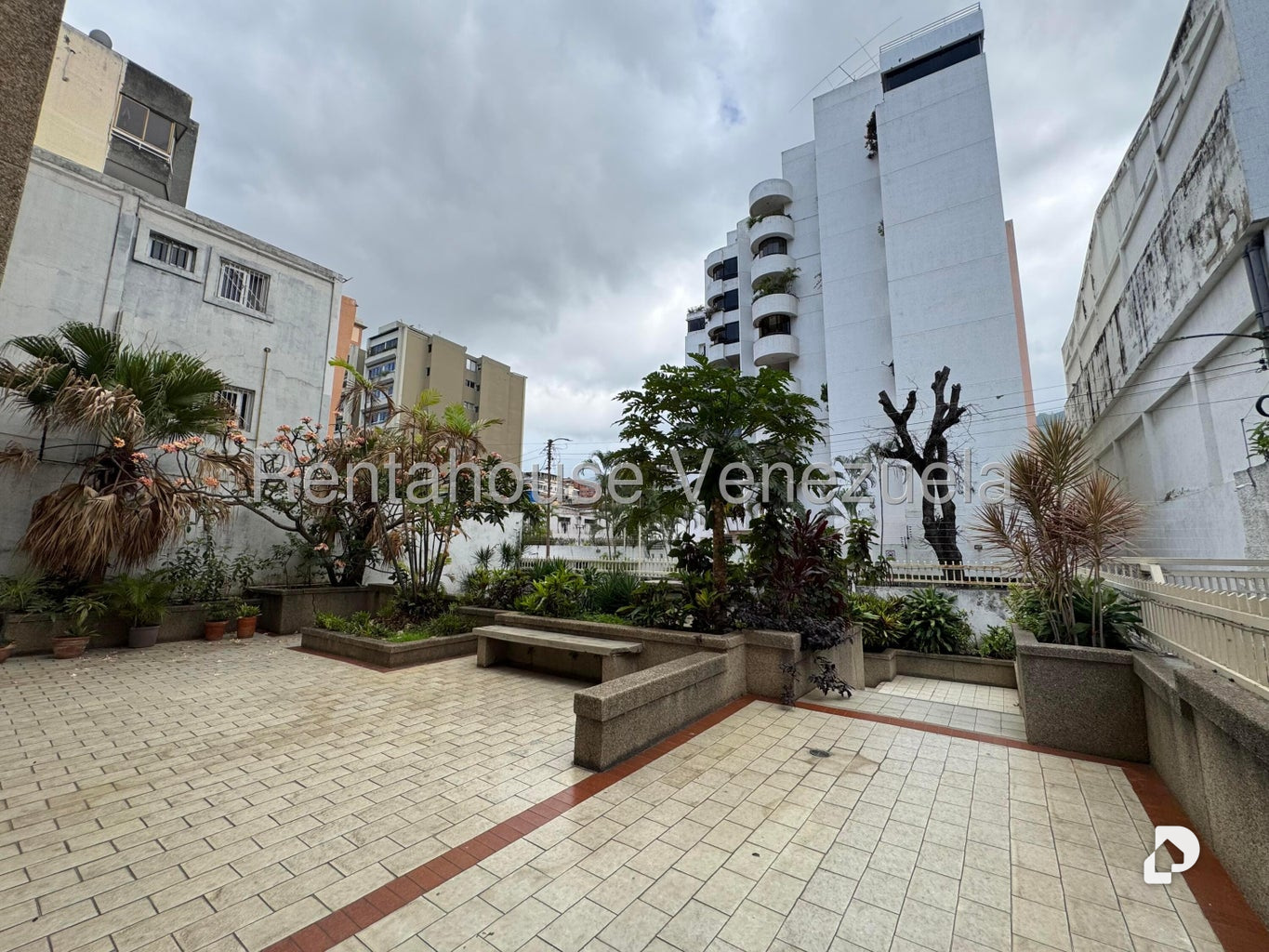Apartamento en La Florida, Caracas – 3