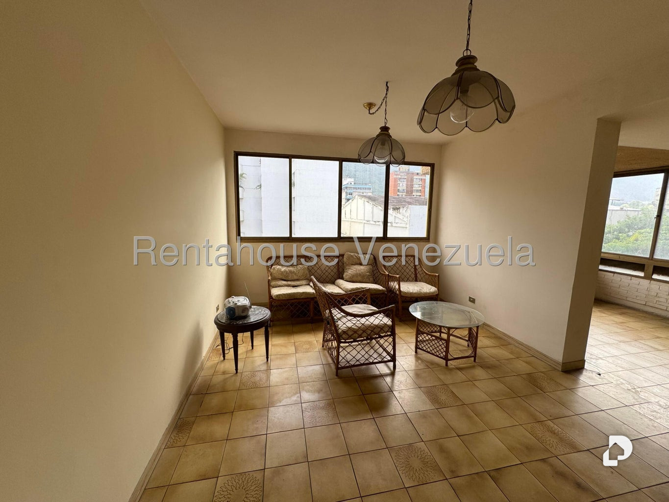 Apartamento en La Florida, Caracas – 12
