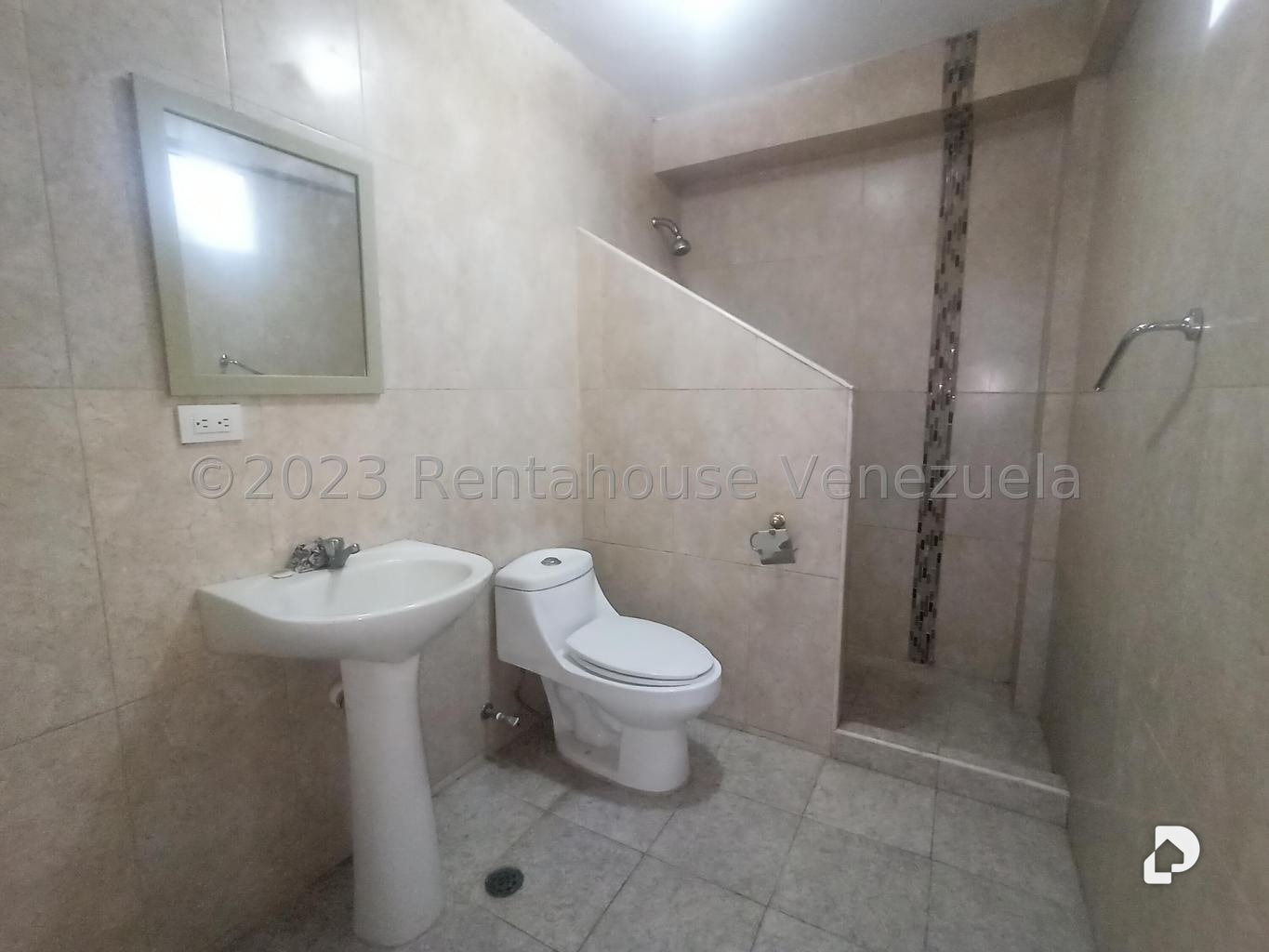 House in Palmar Este, Caraballeda – 10