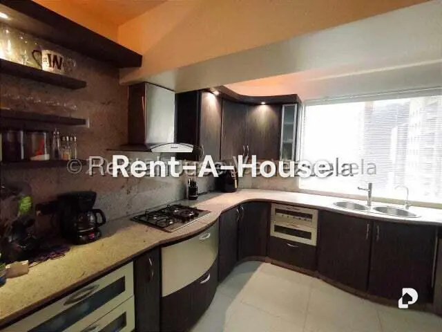 Apartamento en El Bosque, Maracay – 10