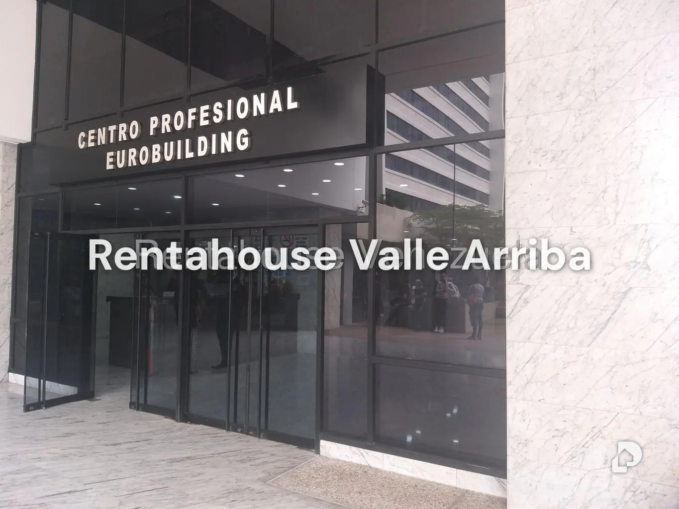 Office in Chuao, Caracas – 25