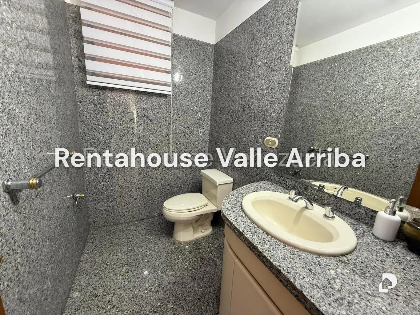 Apartamento en Lomas de Las Mercedes, Caracas – 13