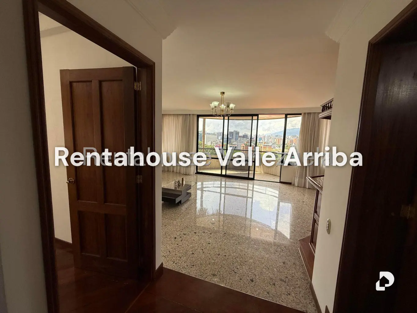 Apartamento en Lomas de Las Mercedes, Caracas – 15