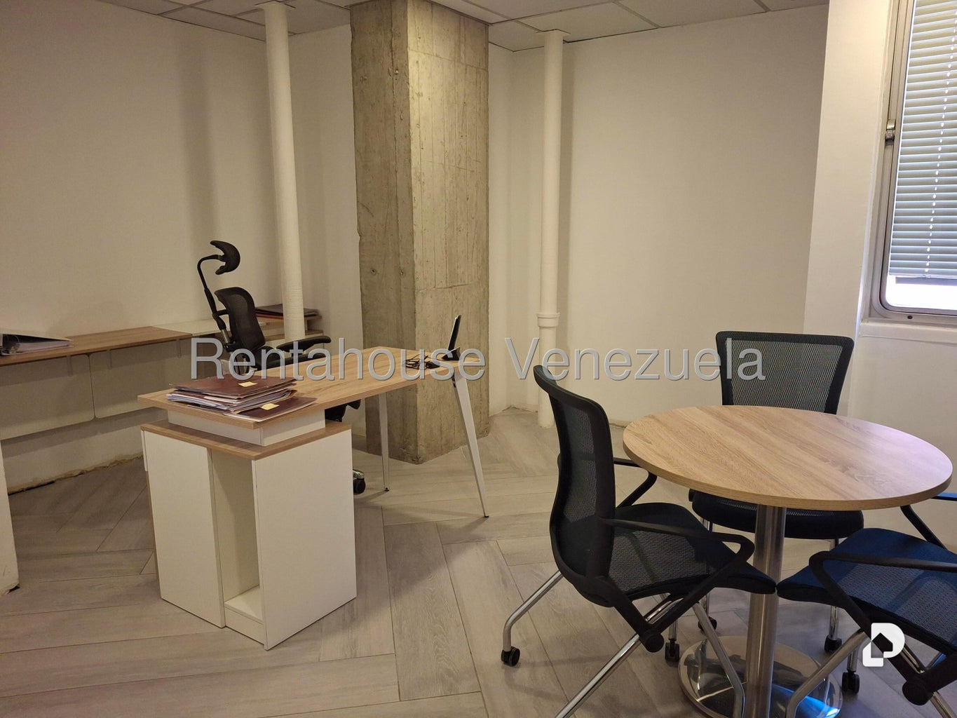 Oficina en El Rosal, Caracas – 18