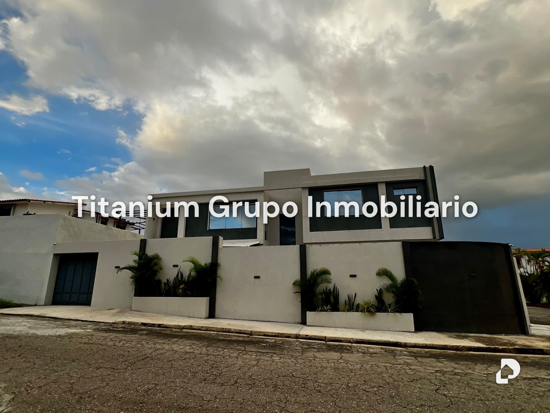Casa en Parroquia Urbana San José, Valencia – 1