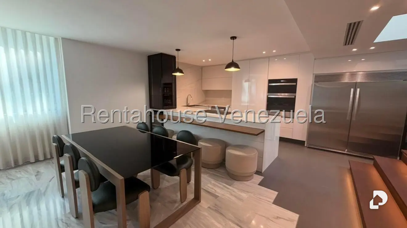 Apartamento en Los Naranjos de las Mercedes, Caracas – 16