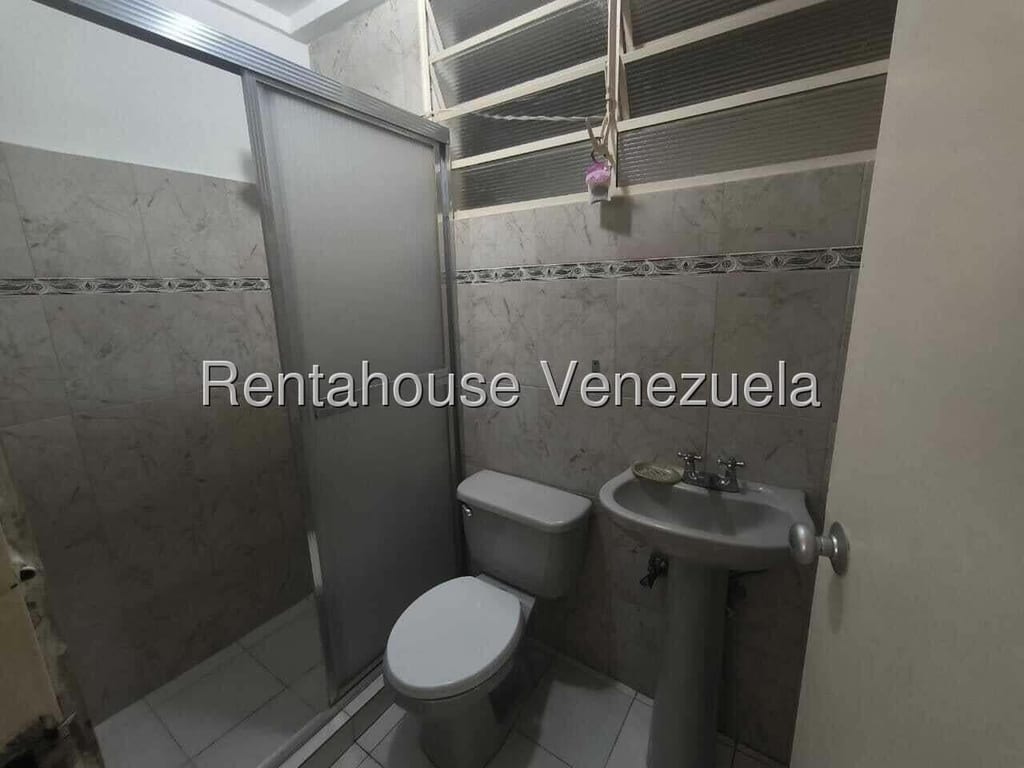Casa en La Trinidad, Caracas - 1