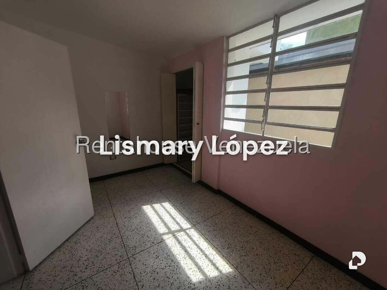 Casa en La Trinidad, Caracas – 16