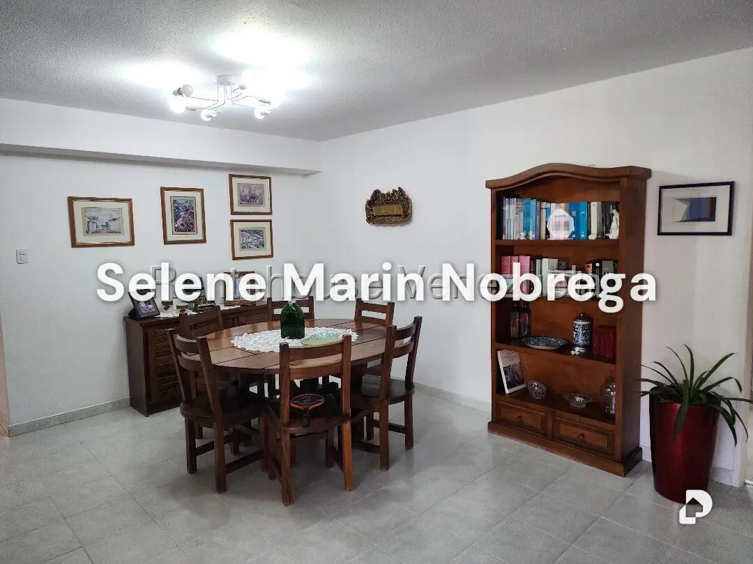 Apartamento en El Cigarral, Caracas – 4