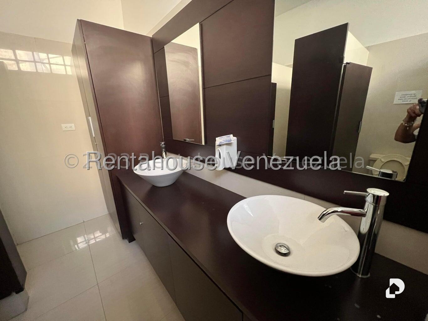 Oficina en Los Ruices, Caracas – 17