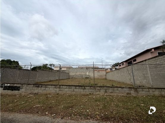 Land in Urbanización Santa Elena, Barquisimeto – 1