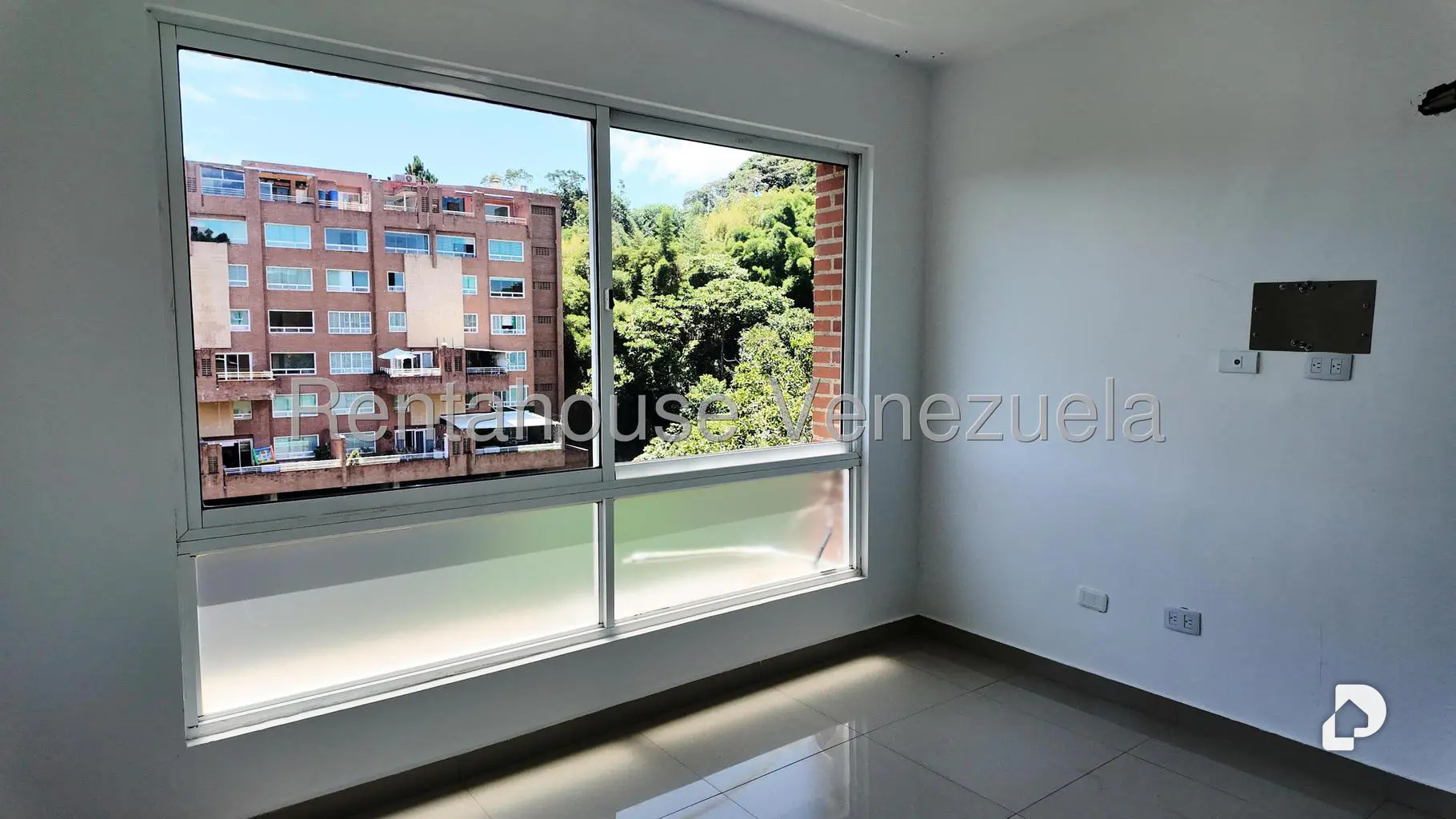 Apartamento en Oripoto, Caracas – 24