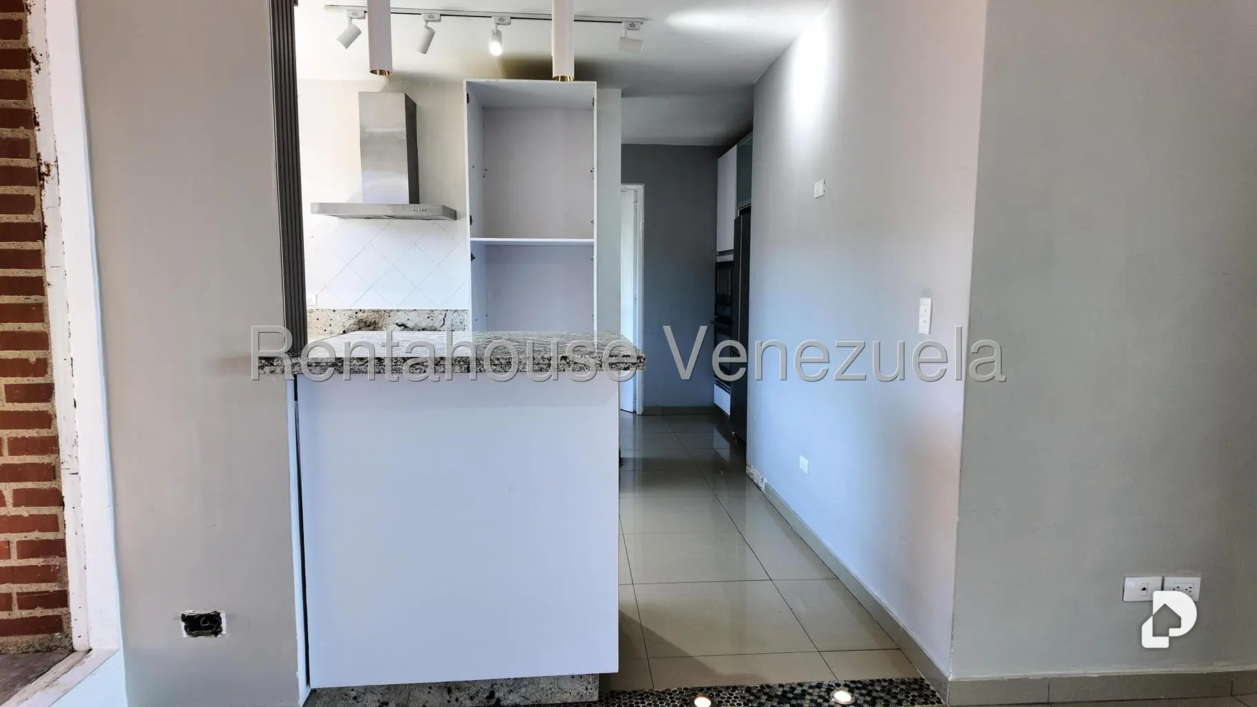 Apartamento en Oripoto, Caracas – 11