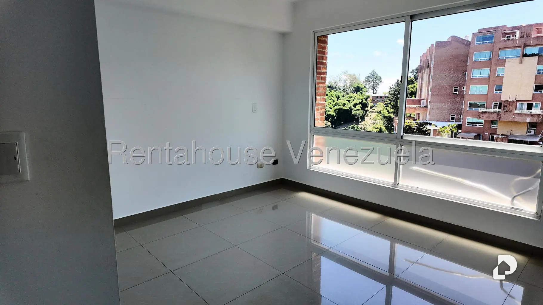 Apartamento en Oripoto, Caracas – 23