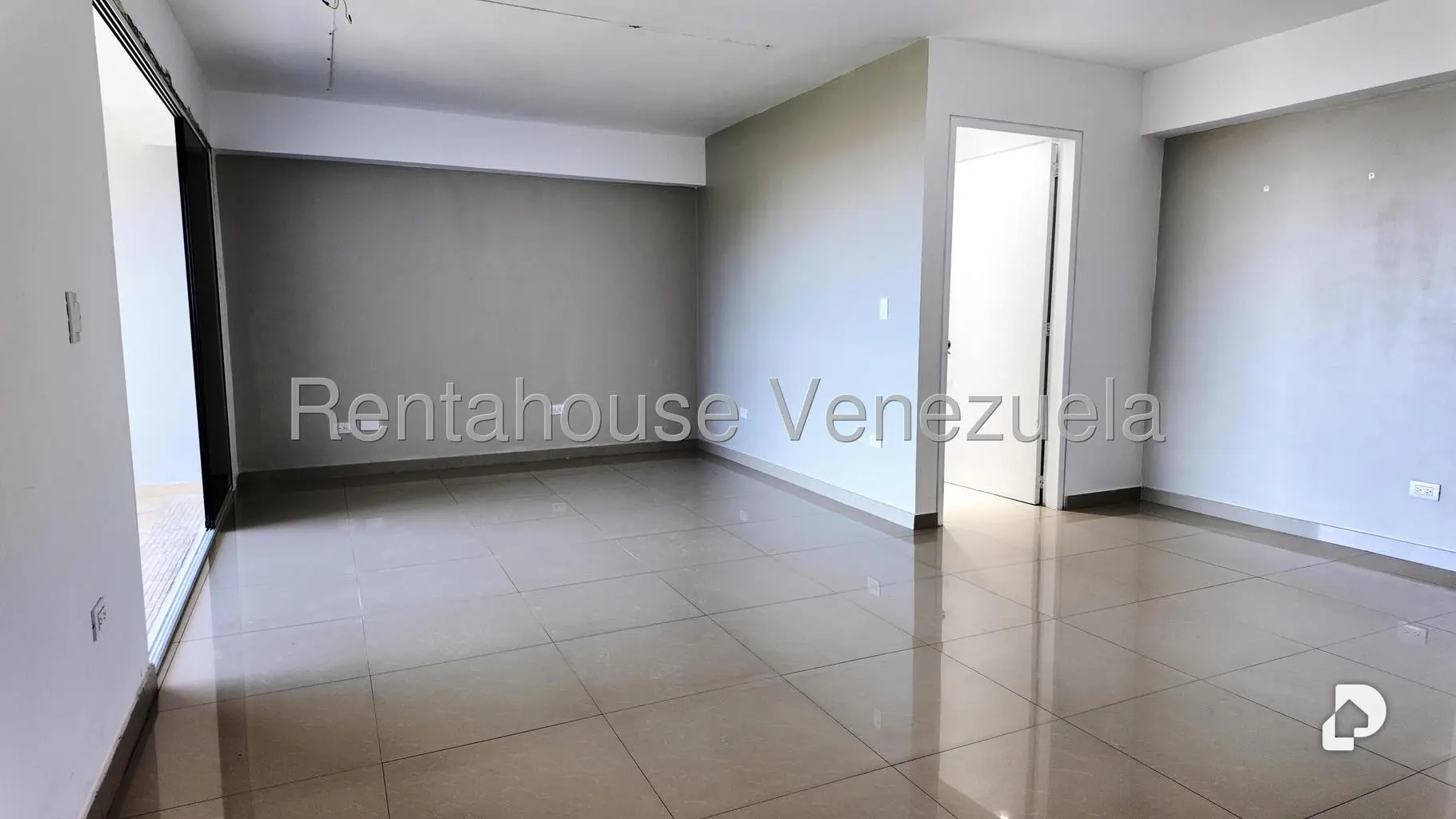 Apartamento en Oripoto, Caracas – 3