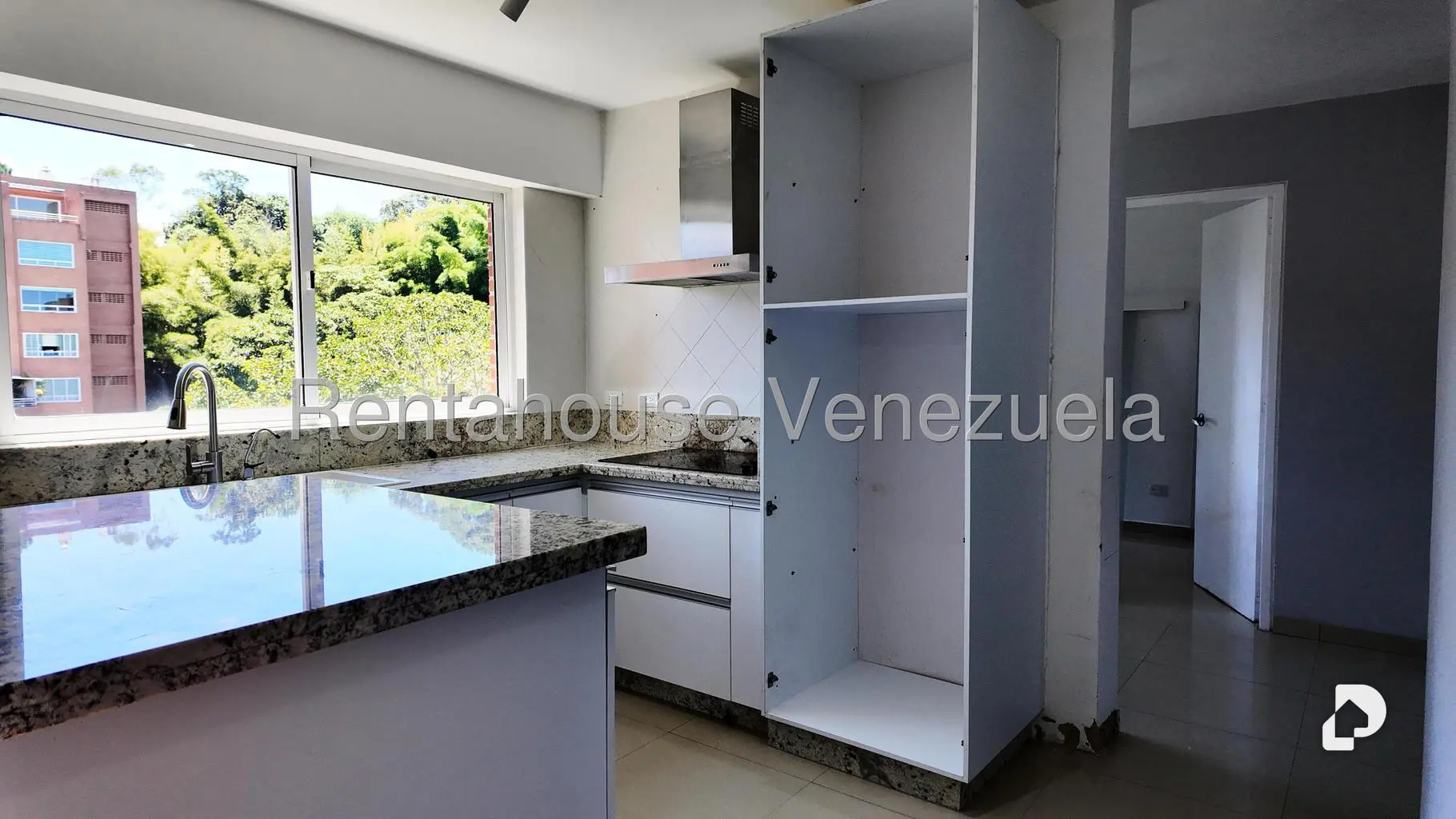Apartamento en Oripoto, Caracas – 12