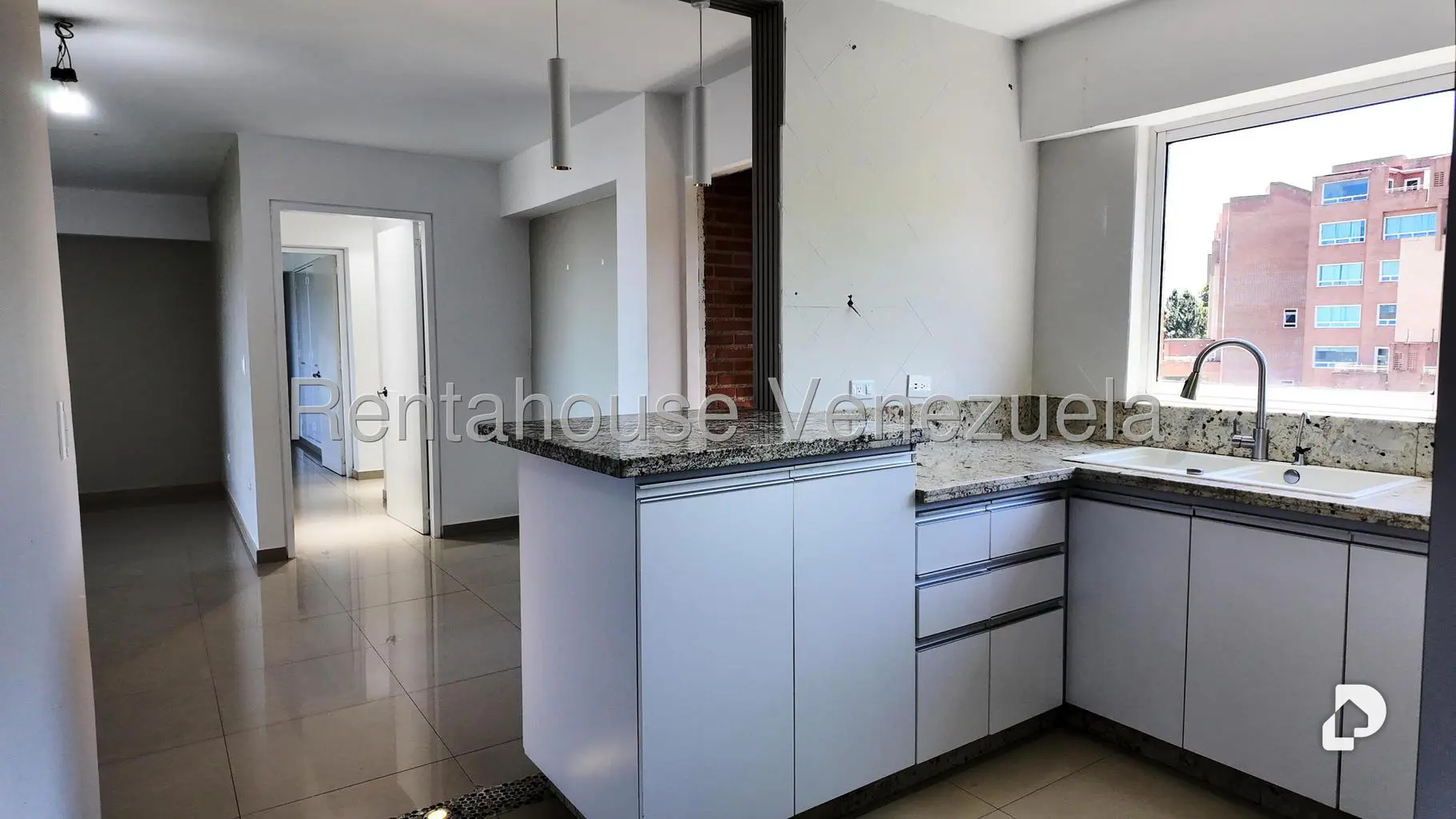 Apartamento en Oripoto, Caracas – 13