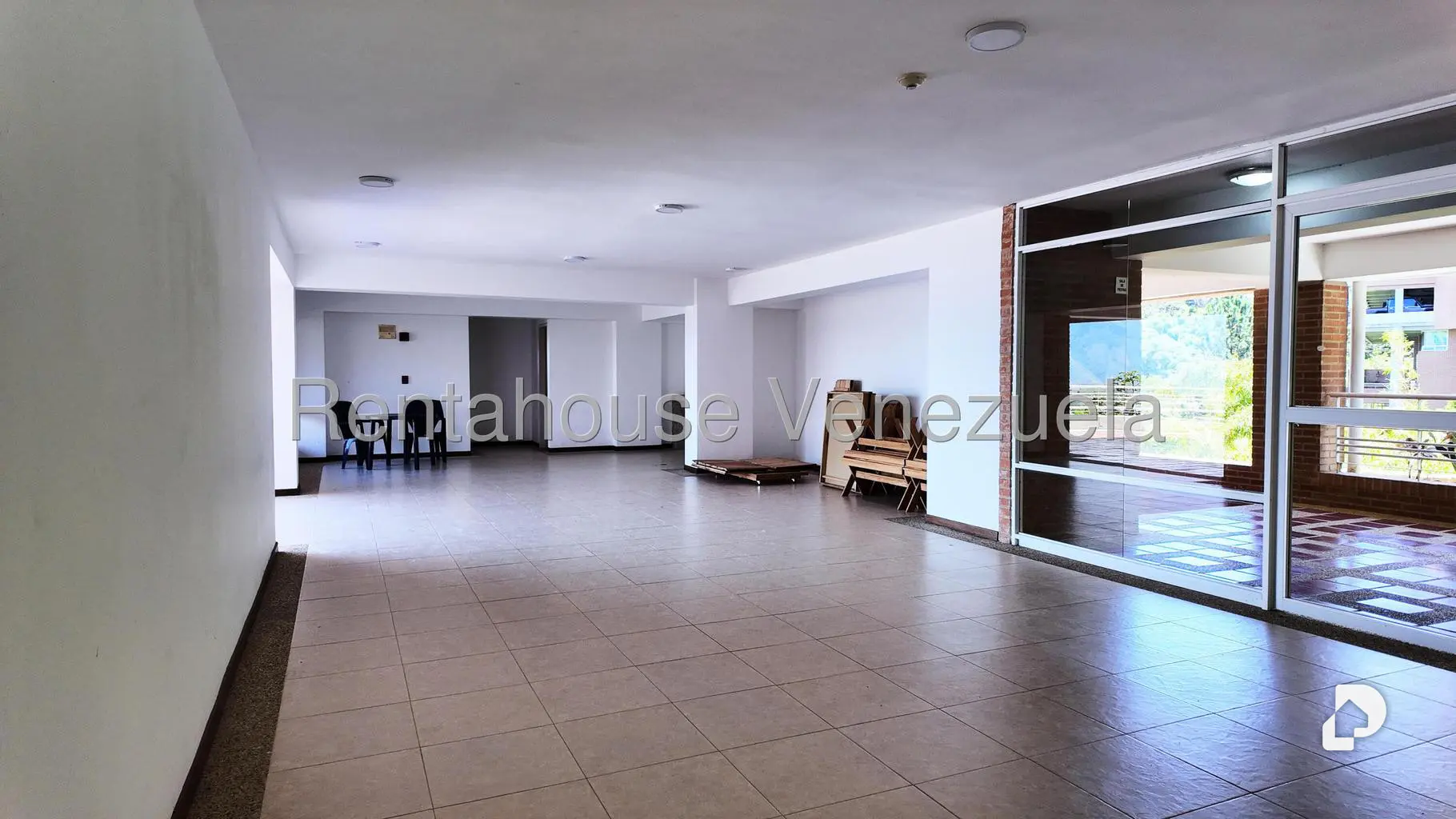 Apartamento en Oripoto, Caracas – 27