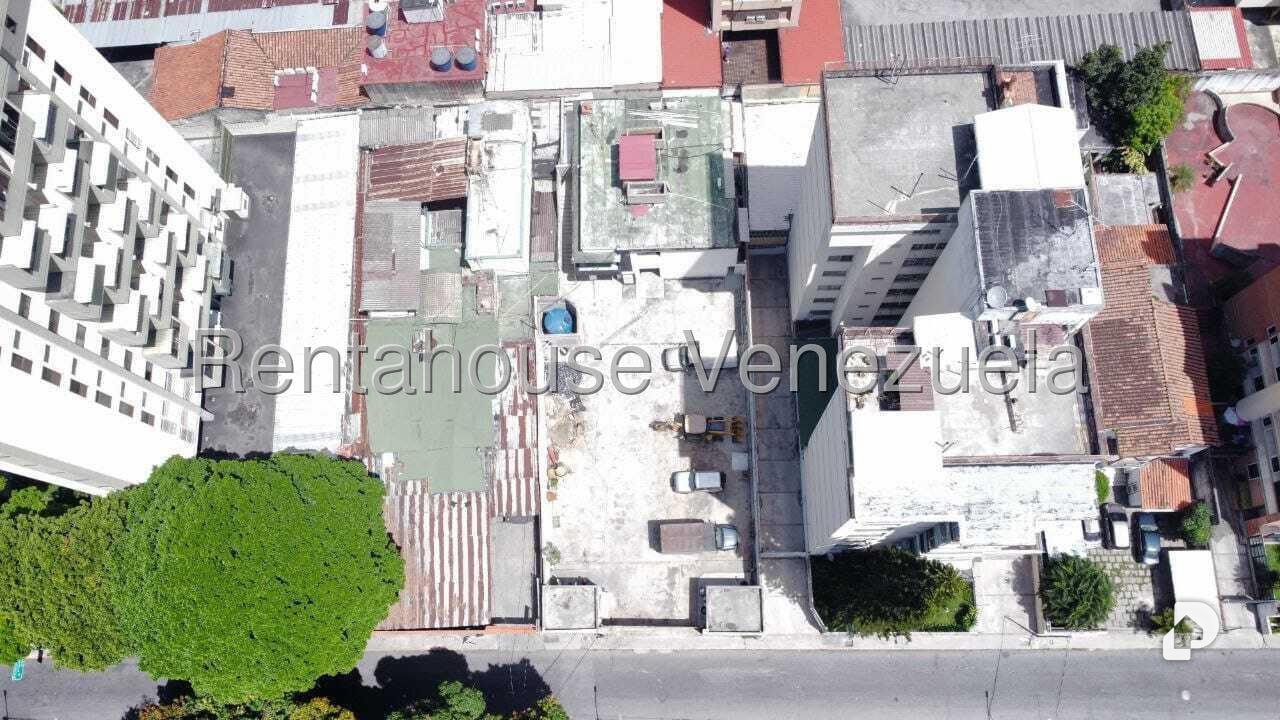 Edificio en La Florida, Caracas – 25