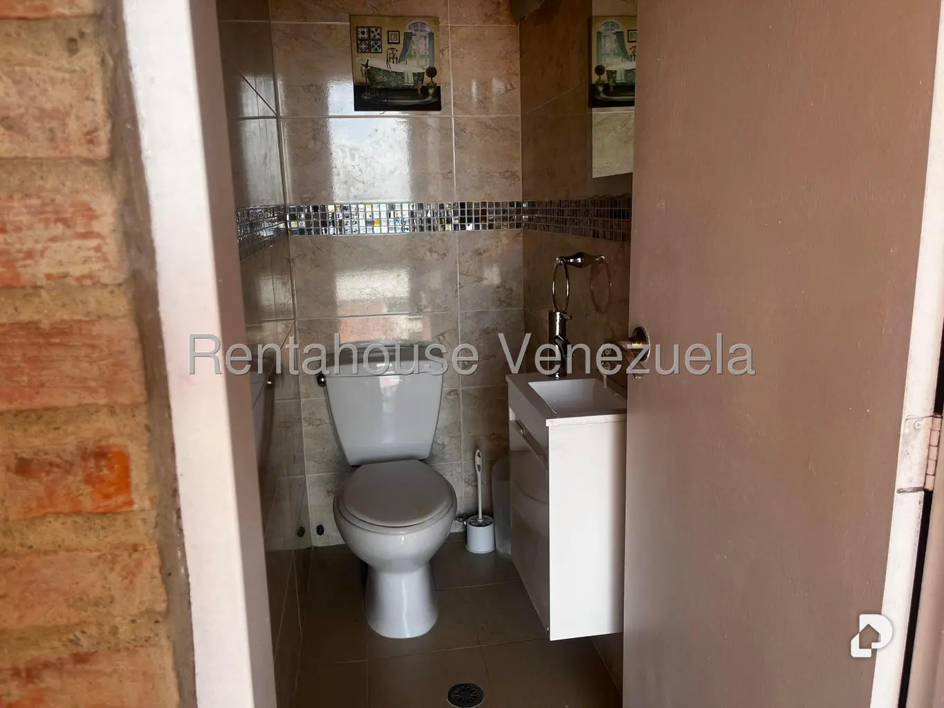 House in Oripoto, Caracas – 56