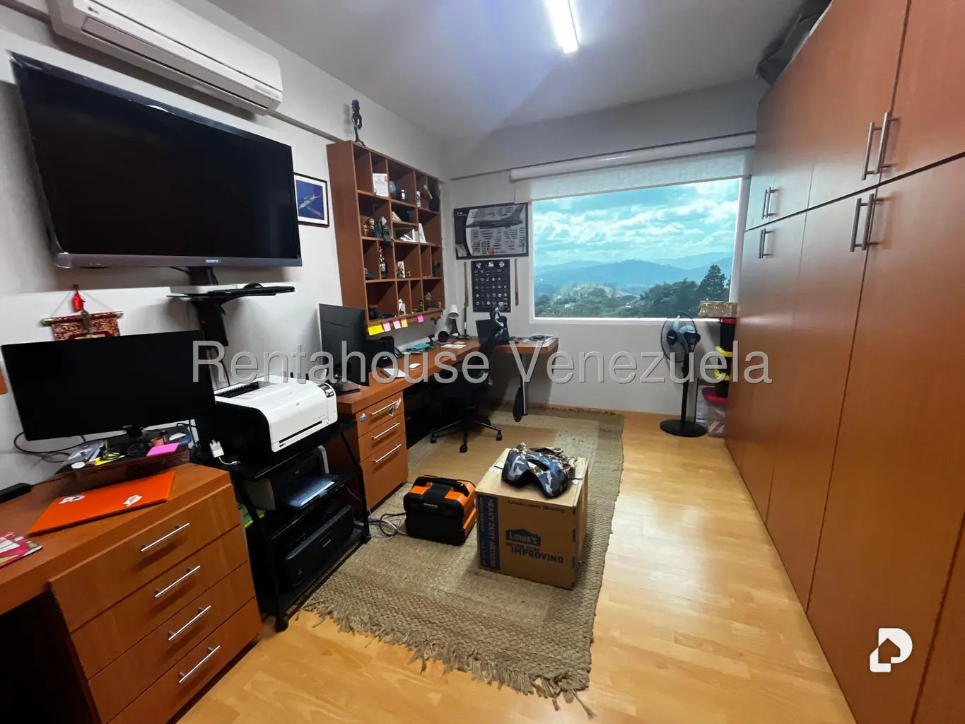 House in Oripoto, Caracas – 36