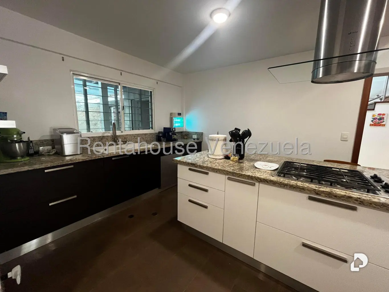 House in Oripoto, Caracas – 18