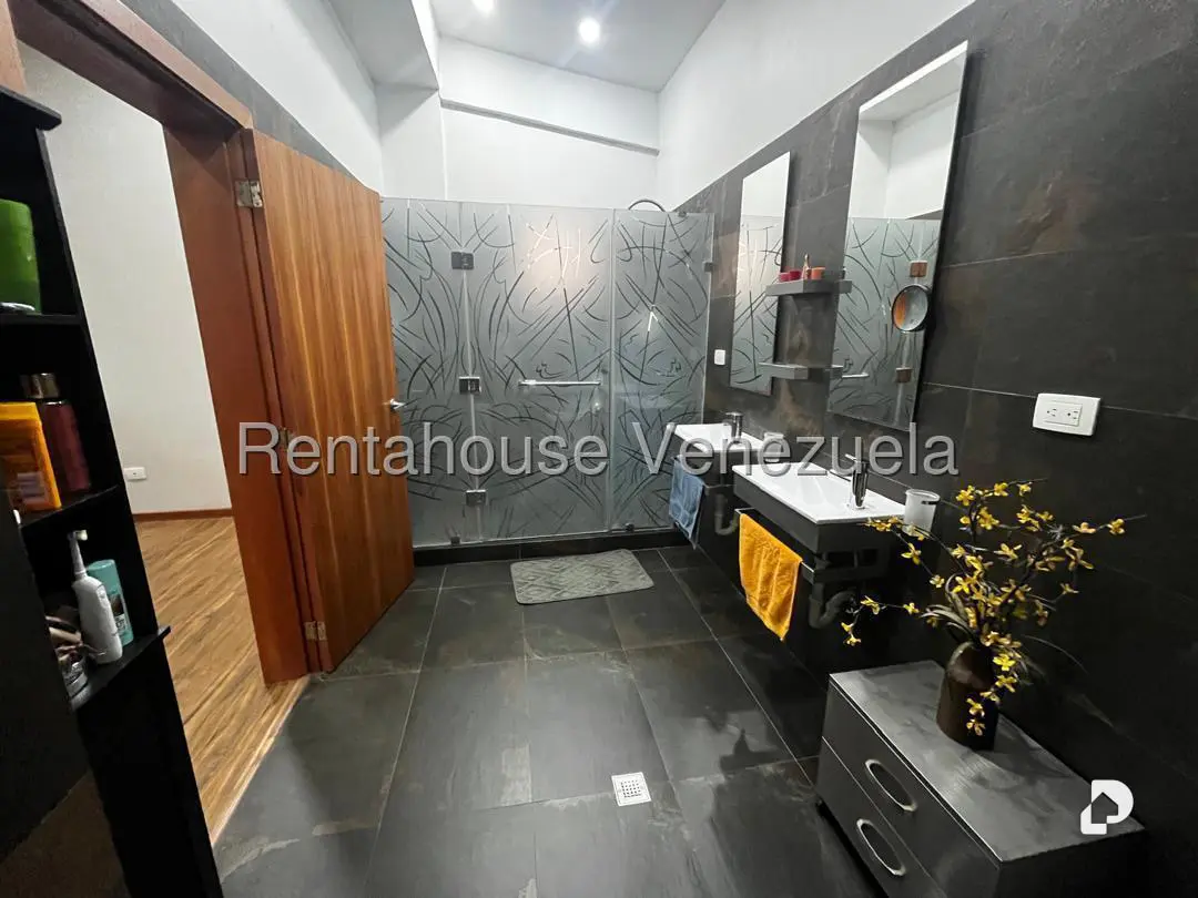 House in Oripoto, Caracas – 47