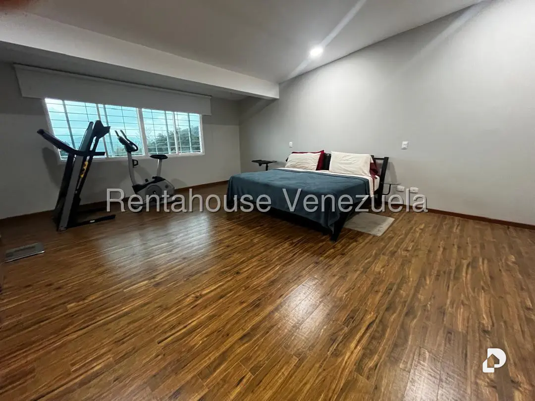 House in Oripoto, Caracas – 43