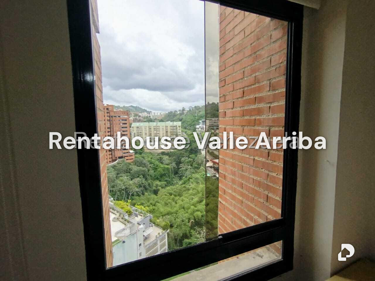 Apartamento en Las Esmeraldas, Caracas – 25