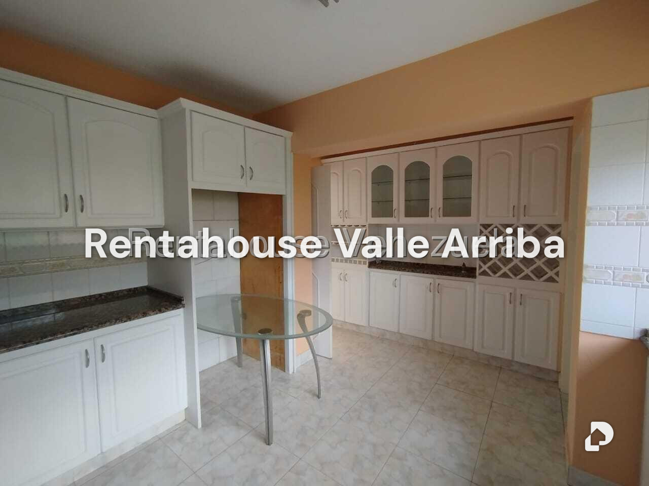 Apartamento en Las Esmeraldas, Caracas – 15