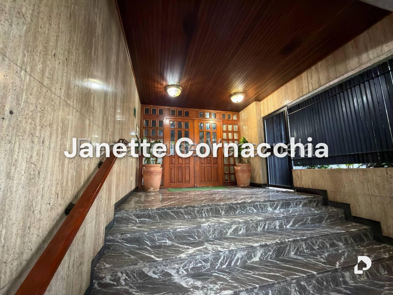 Apartamento en El Cafetal, Caracas – 2