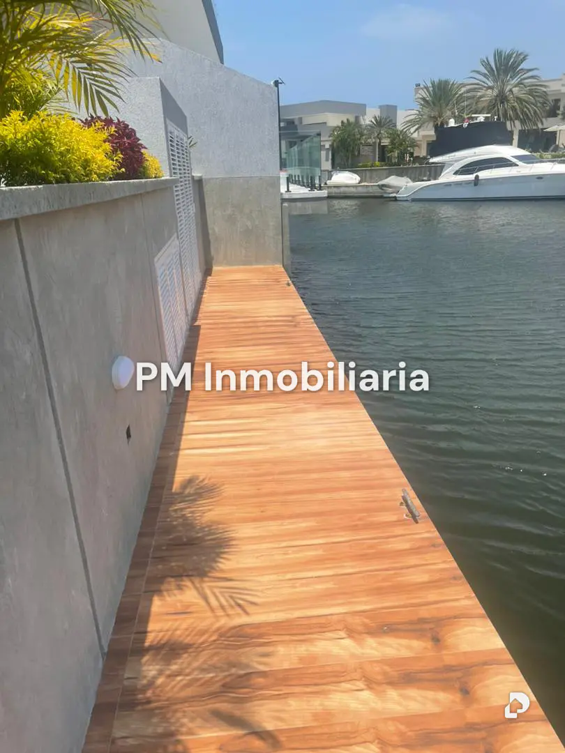 House in Puerto La Cruz – 8