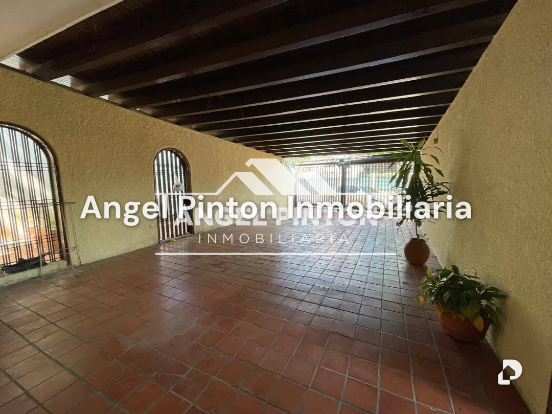 Casa en Paraíso, Maracaibo – 16