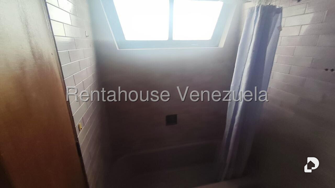 Casa en El Marqués, Caracas – 18