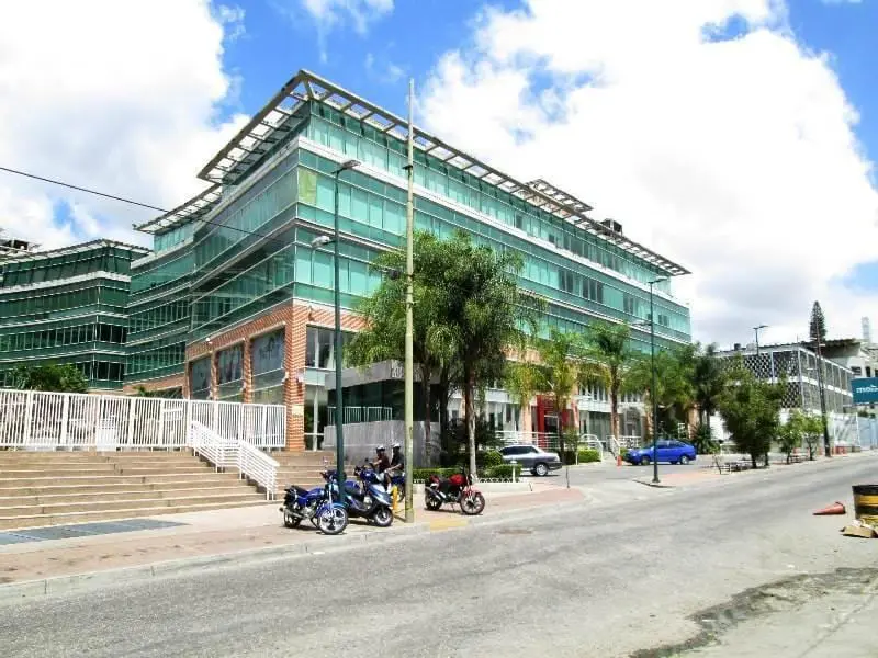 Office in Boleíta Norte, Caracas - 1