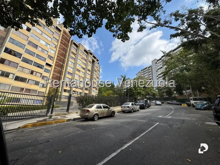 Apartamento en La Bonita, Caracas – 2