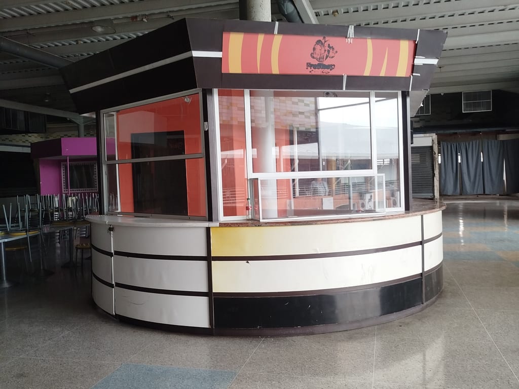 Local comercial en Cagua - 1