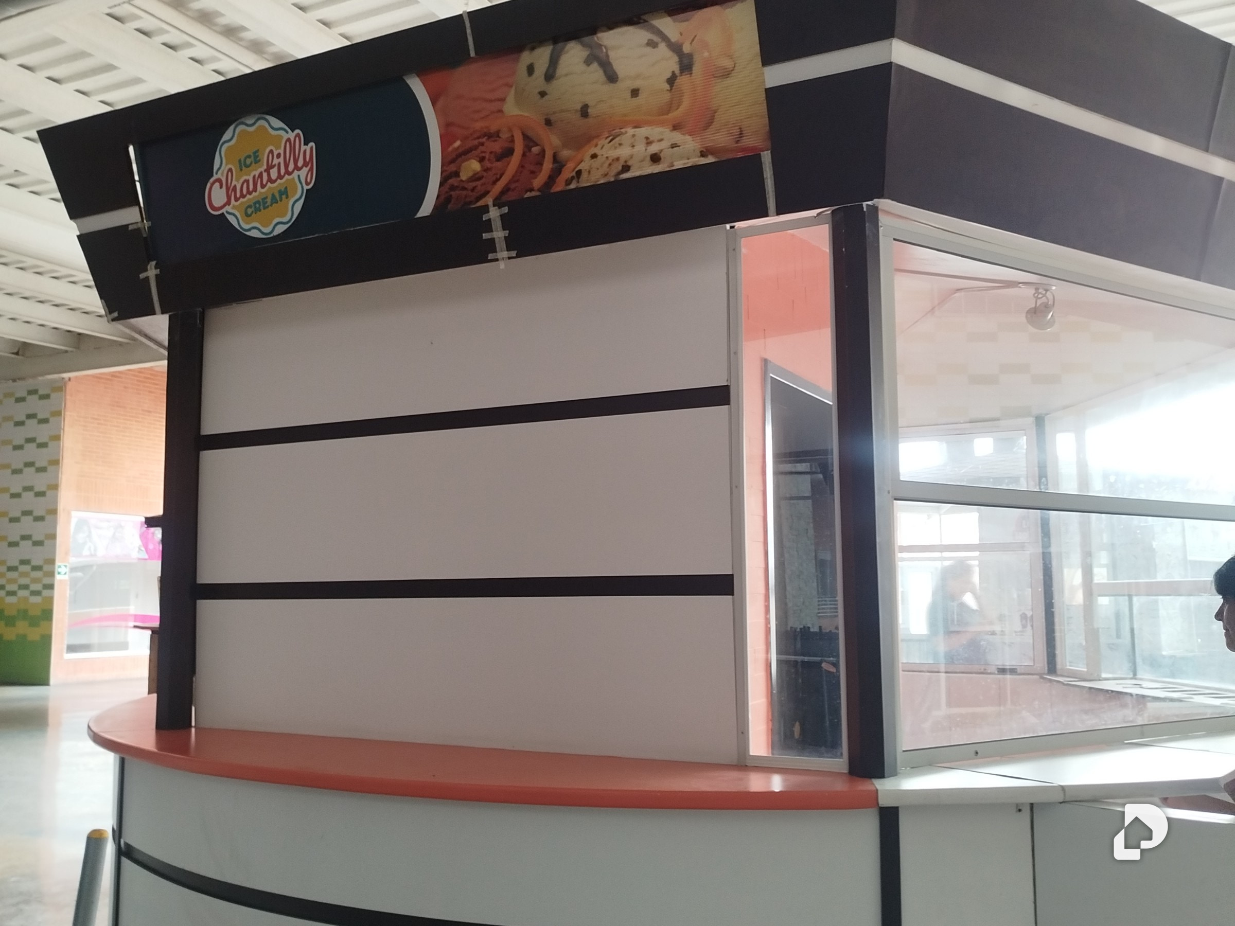 Local comercial en Cagua – 2