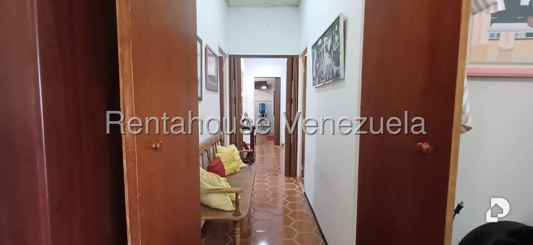 Casa en Caicaguana, Caracas – 15