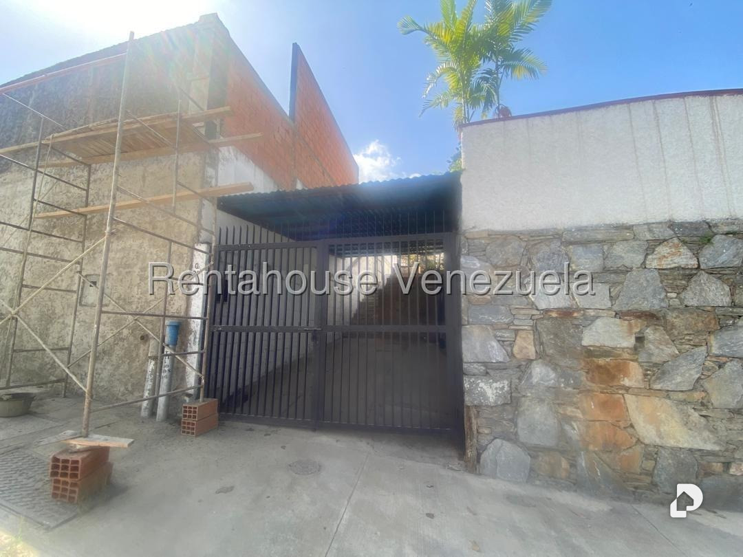 Casa en Prados Del Este, Caracas – 26