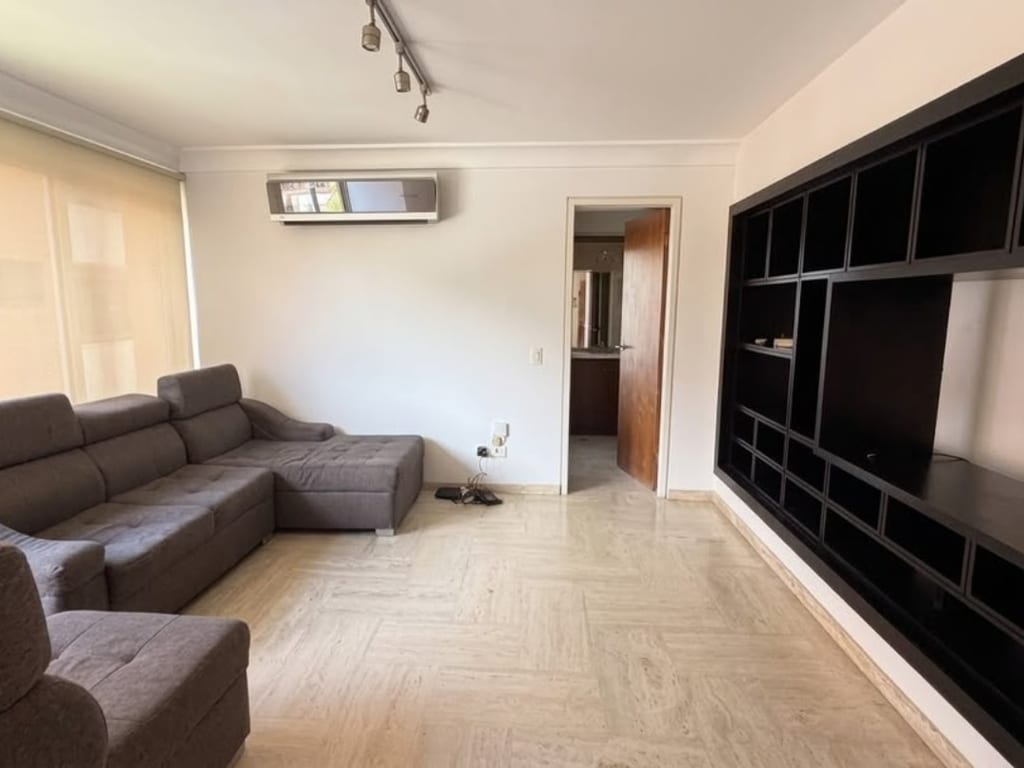 Apartamento en Campo Alegre, Caracas - 1