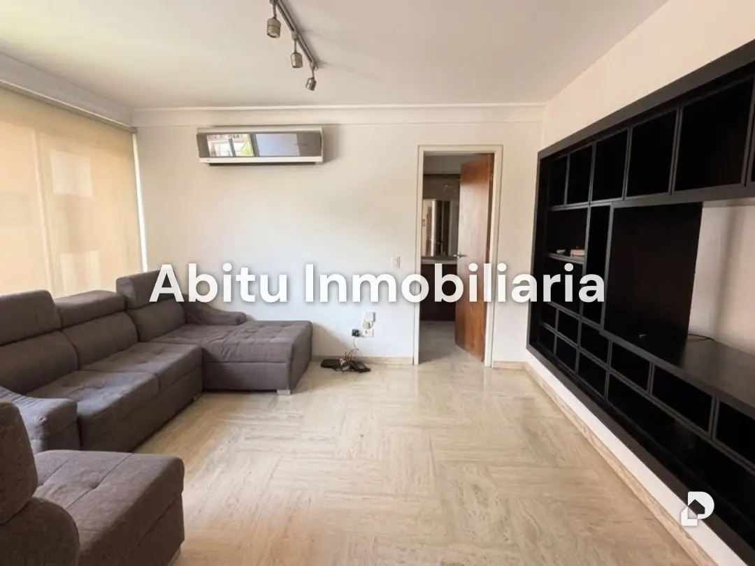 Apartamento en Campo Alegre, Caracas – 1