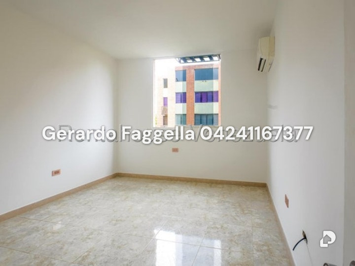 Apartamento en Los Naranjos Humboldt, Caracas – 11