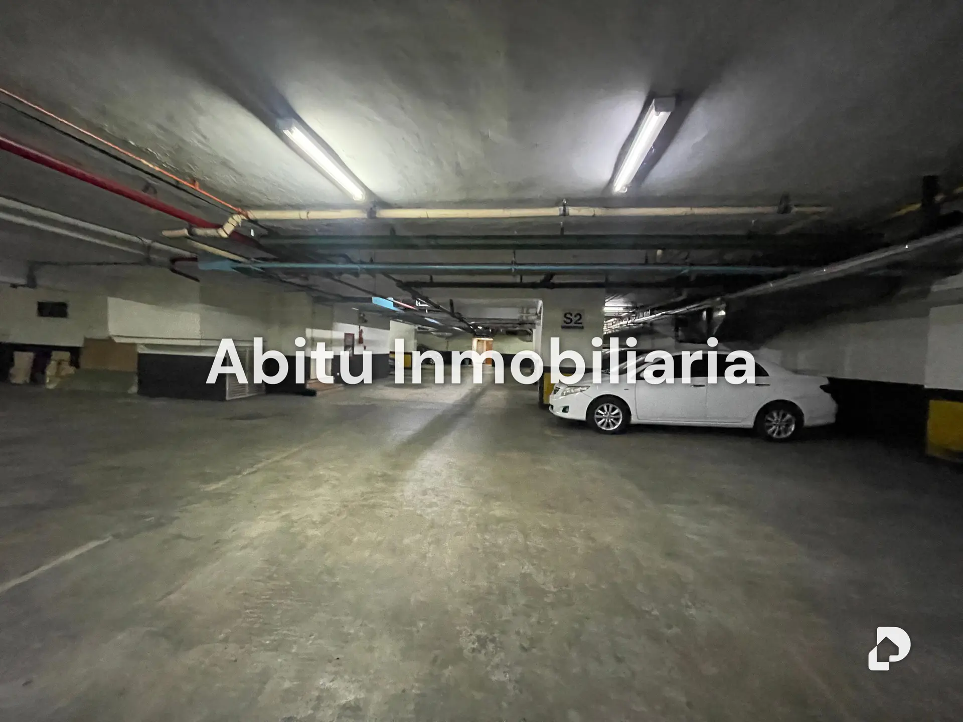 Edificio en La Florida, Caracas – 11