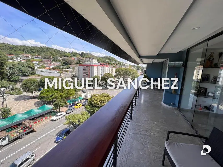 Penthouse en Cumbres de Curumo, Caracas – 8