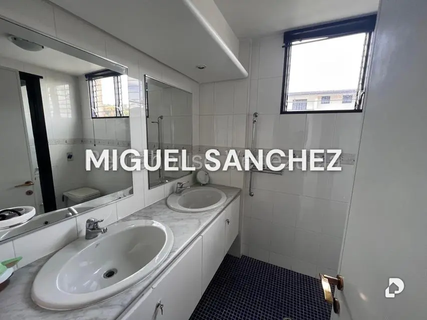 Penthouse en Cumbres de Curumo, Caracas – 25